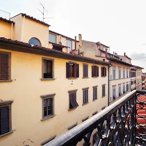 Live 2* Florence